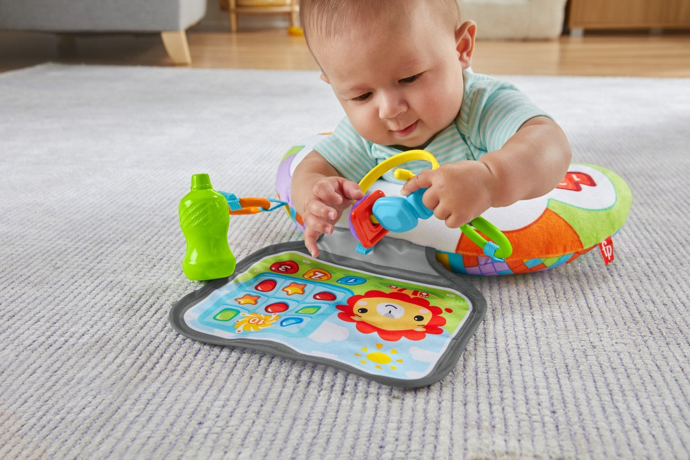 FISHER PRICE PERNUTA CU ACTIVITATI Mattel - Imagine 4 [ps:1af508b1-580d-4fec-adec-fee488eedeaf]