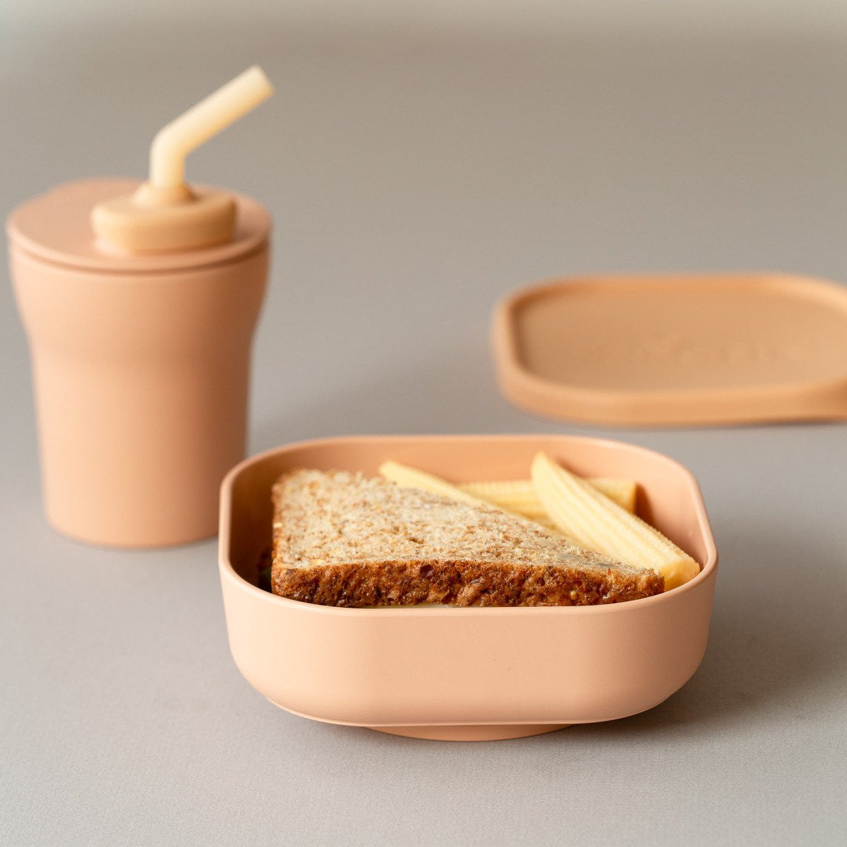 Set diversificare hrana bebelusi Miniware Sip&Snack, 100% din materiale naturale biodegradabile, 3 piese, Toffee [ps:51fb6a2c-d868-4fb8-8019-827c7e108836]
