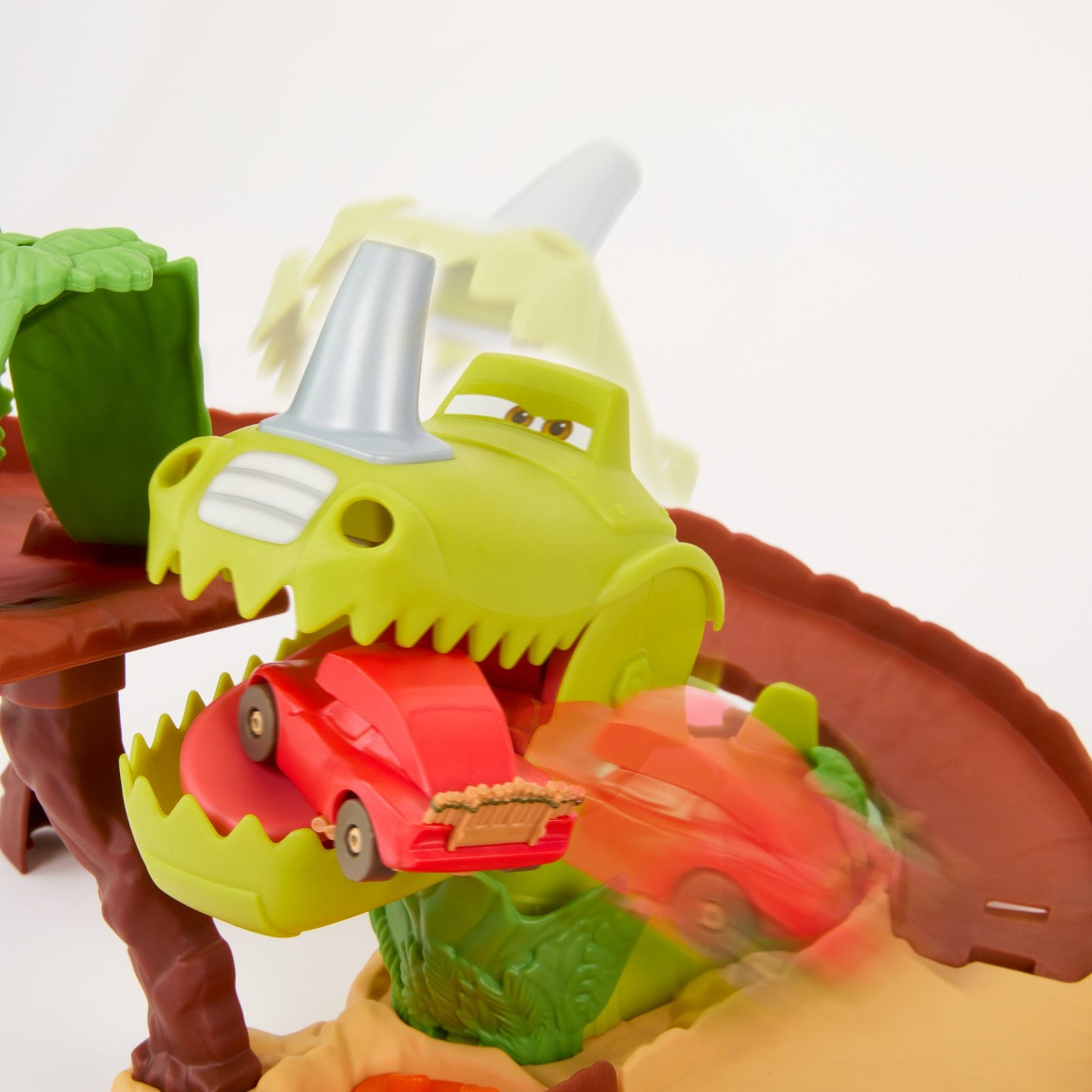 CARS SET DE JOACA DINO SI MASINUTA CAVE FULGER MCQUEEN - Imagine 6 [ps:cb327149-cdf9-4543-8356-3149bac7d67d]