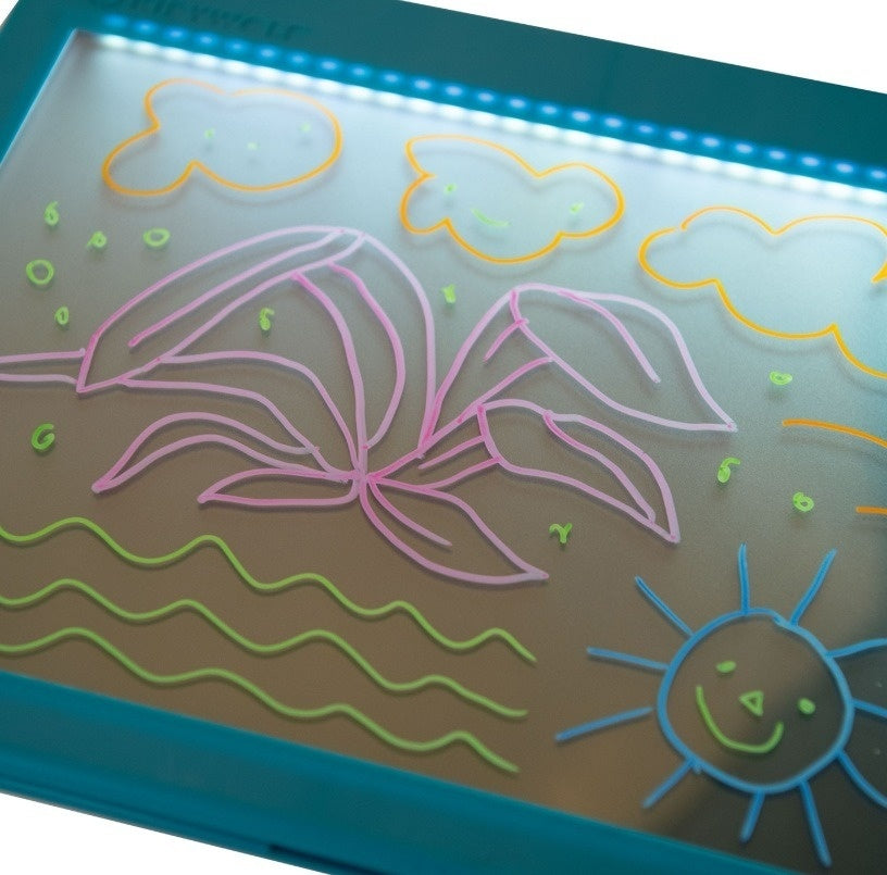 719200 Tabletă de desen cu lumină Kidywolf, Moulin Roty - Imagine 5 [ps:60f5d56c-a87e-4007-940a-da3683e8022c]