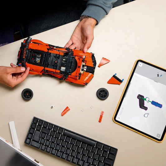 LEGO TECHNIC HIPERMASINA BUGATTI CHIRON PUR SPORT 42222 - Imagine 6 [ps:df0575c5-a2a1-49c2-bf2c-7f4ba73fa9d5]