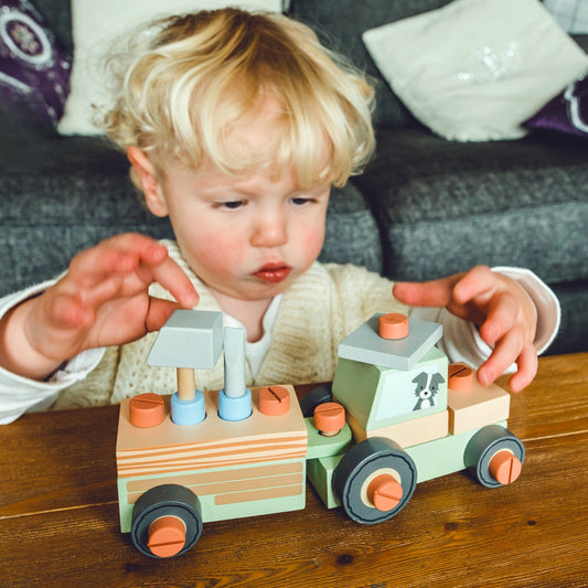 Tractor din lemn de asamblat, Orange Tree Toys - Imagine 4 [ps:cc81d93b-77da-4764-9a65-f28788d62e5b]