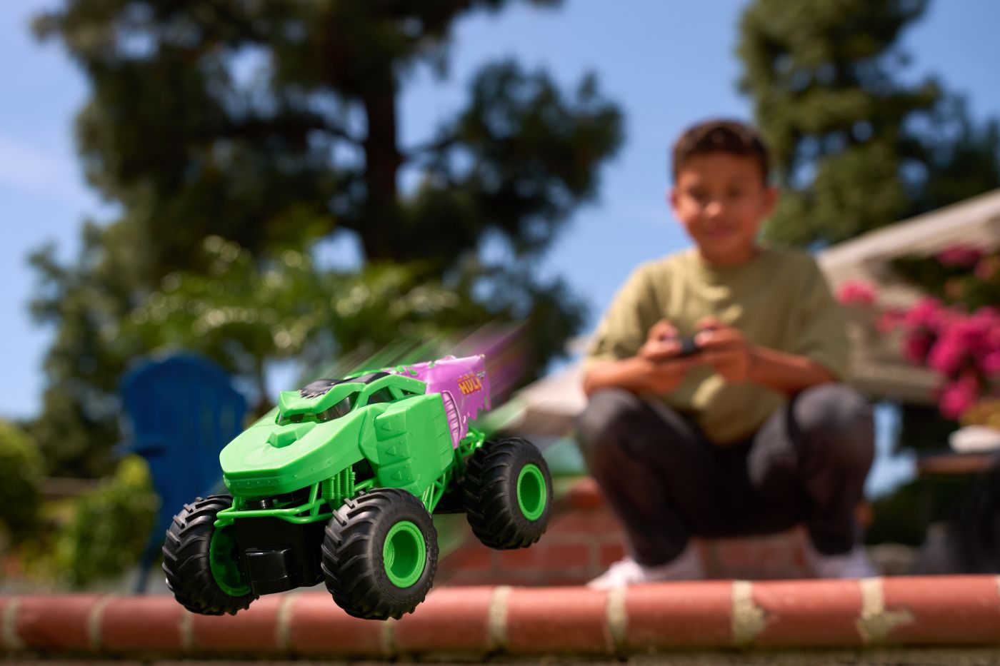 Camion RC Monster Jam Marvel Hulk - Spin Master - Default Title (3) [ps:d33ba2e7-3767-46d0-8002-7810e085a59d]