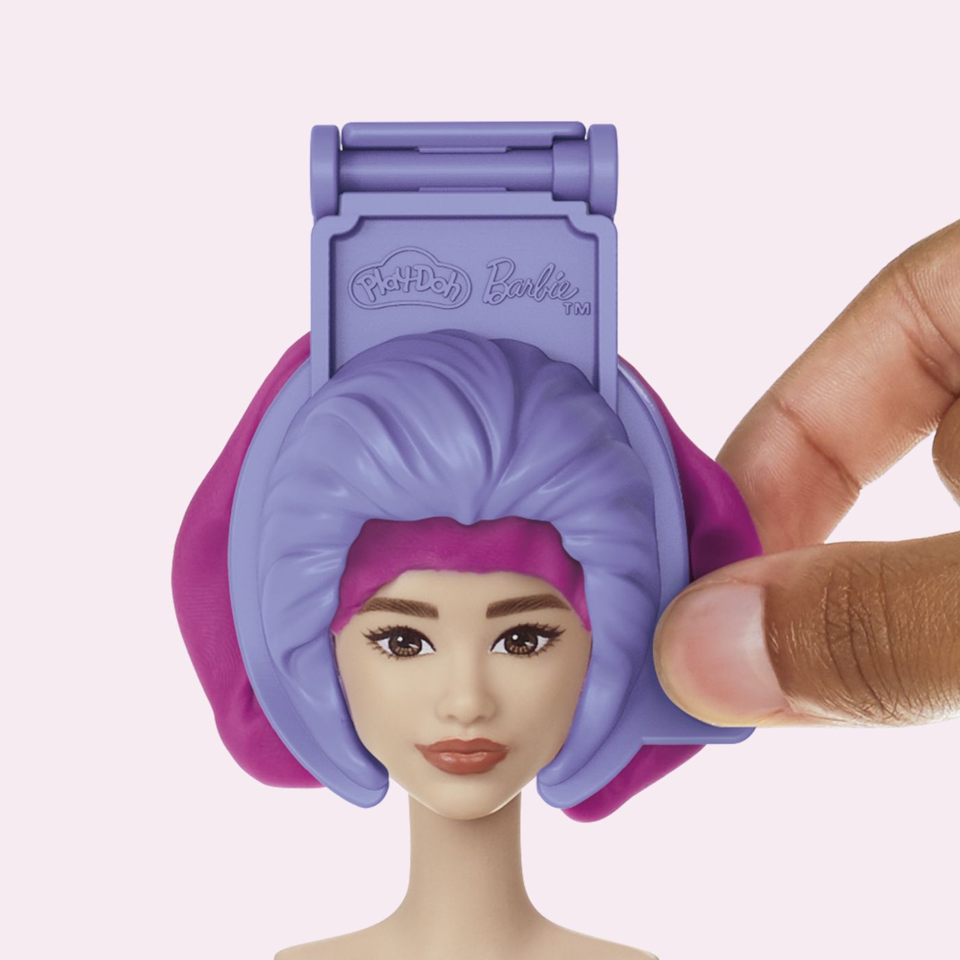 PLAY DOH BARBIE SET PLASTELINA INIMIOARE SI PAR Hasbro - Imagine 7 [ps:c68d2cfc-6235-4f55-a3bb-1b7acc4023ed]