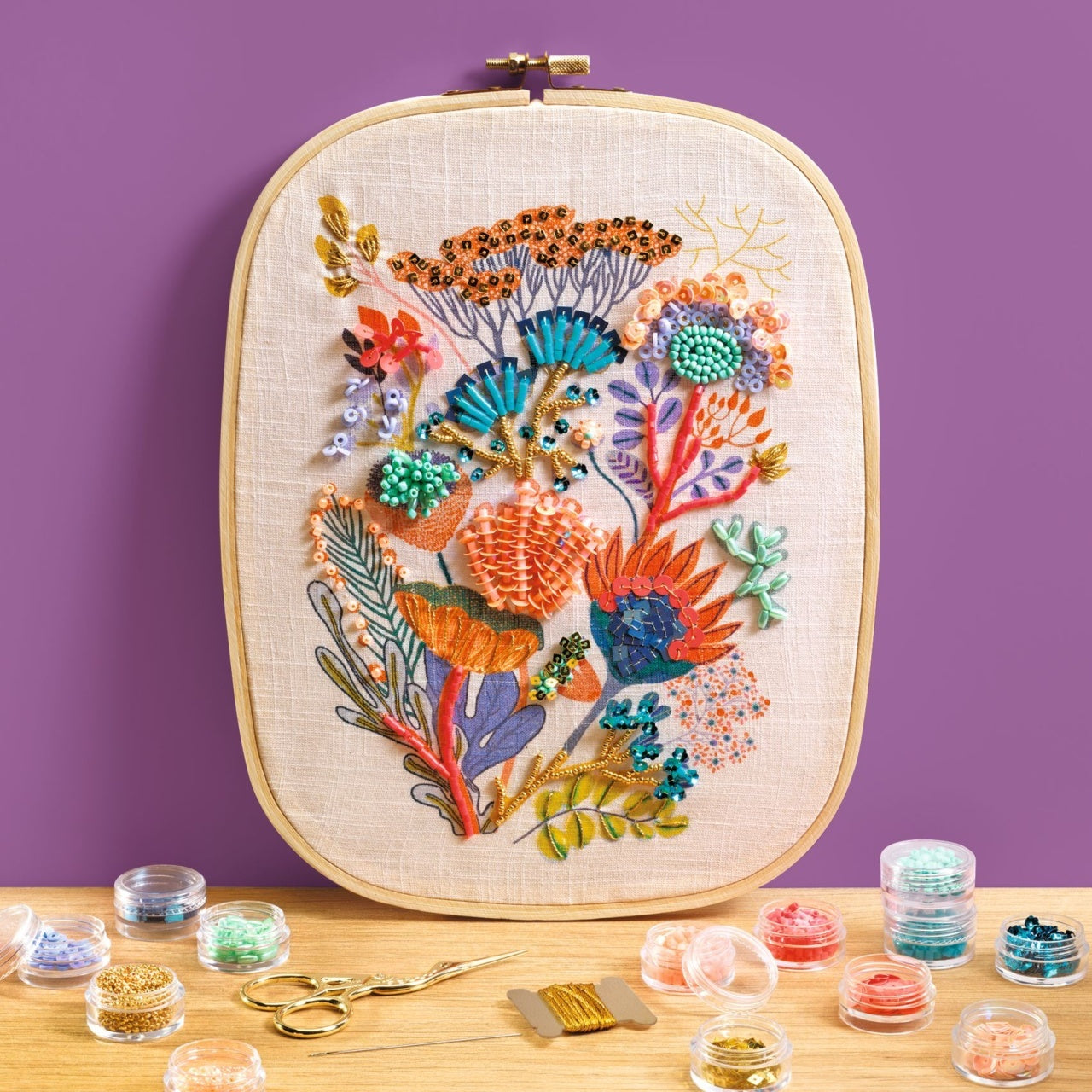 Atelier creativ 58 pentru adulti Broderie cu mărgele, Djeco - Imagine 3 [ps:5722d5a0-60fb-4860-b377-dd0e4d2203cf]