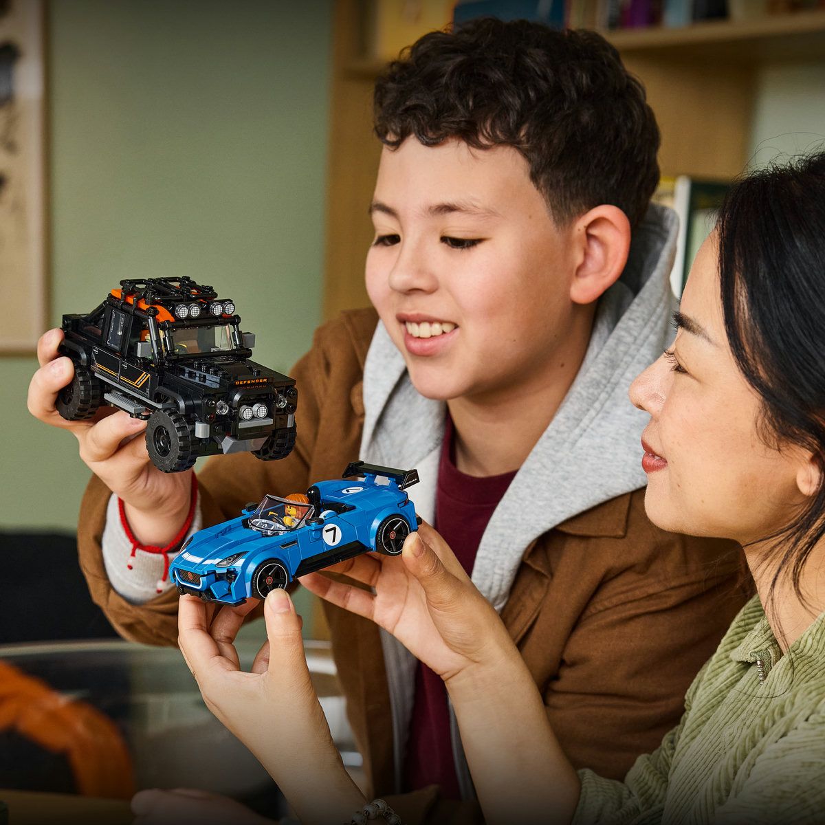 LEGO Speed Champions Jaguar Project 7 & Land Rover Defender - Default Title (4) [ps:fc2e23e5-7ed2-4a38-8a3c-c3d4fc2f5c42]