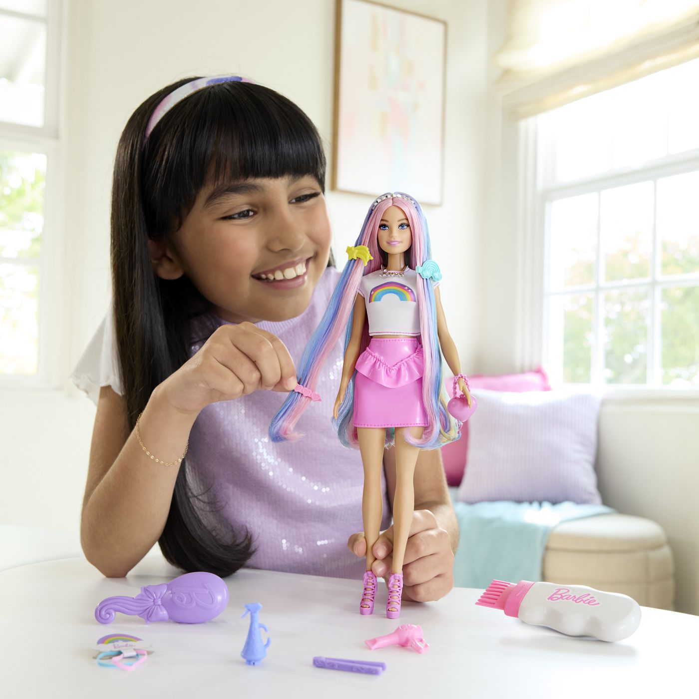 BARBIE SET PAPUSA BARBIE CU PAR STRALUCITOR CURCUBEU SI - Imagine 4 [ps:ac84fbec-8b98-4e27-9d3d-b909249267c5]