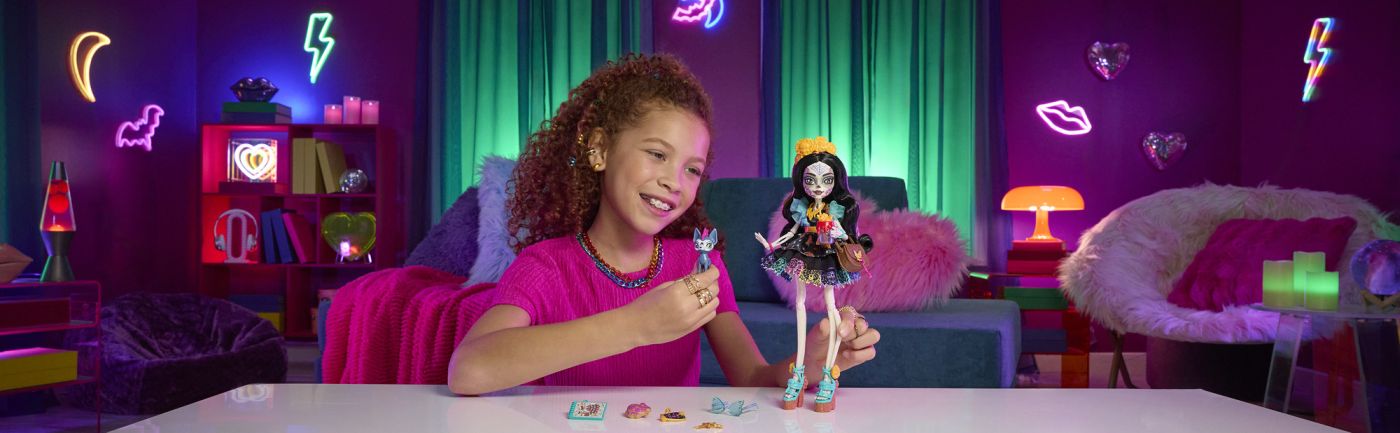 MONSTER HIGH PAPUSA SKELITA CALAVERAS CU ACCESORII Mattel - Imagine 4