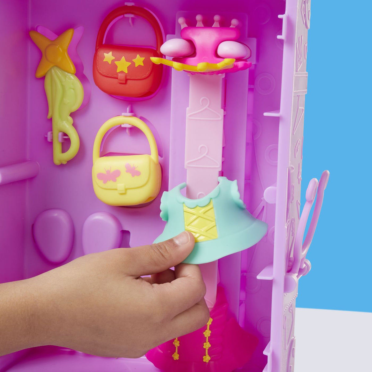 PEPPA PIG GARDEROBA LUI PEPPA Hasbro - Default Title (4) [ps:5756c8dd-ac16-4681-a0d3-4766d90ea297]
