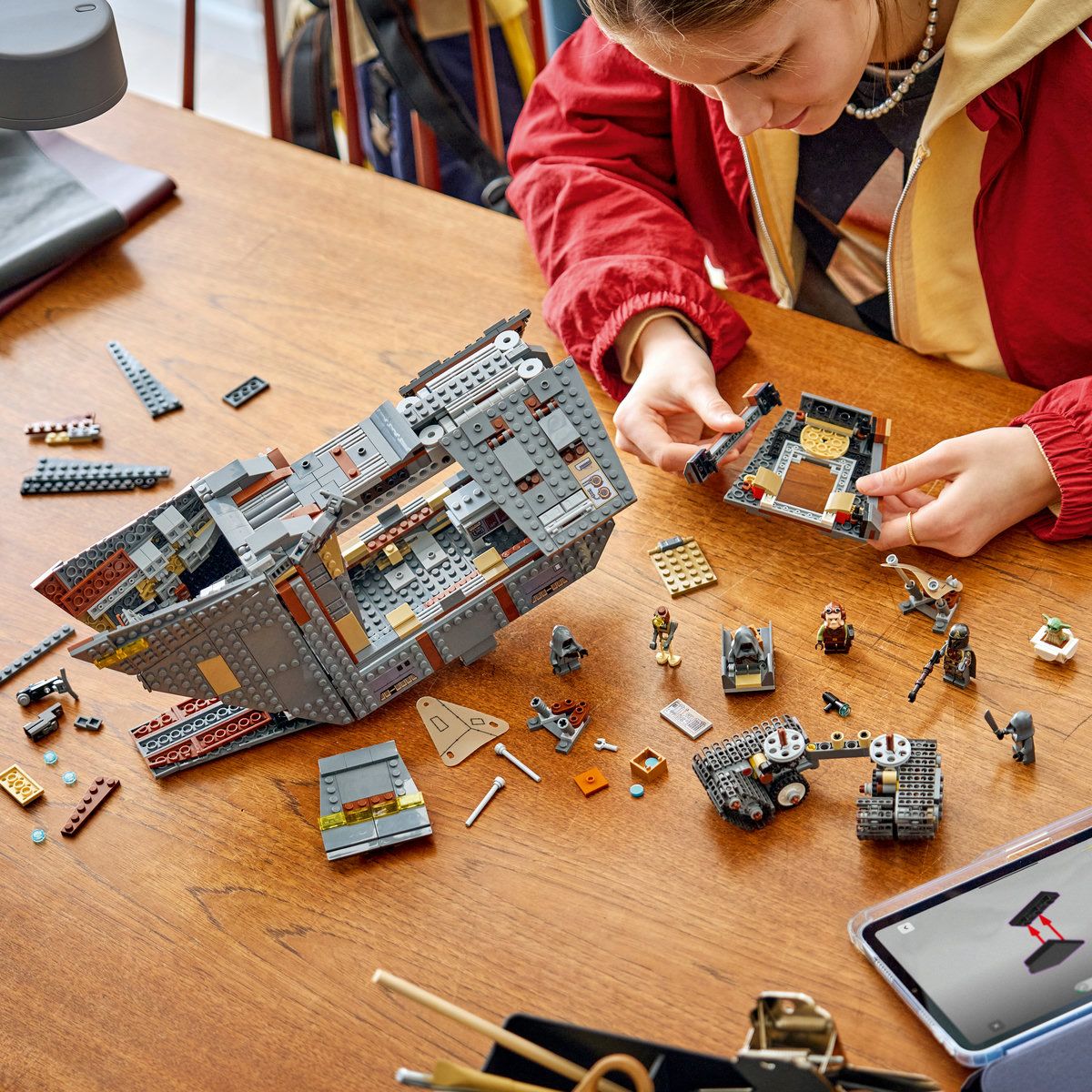 LEGO Star Wars Offworld Sandcrawler și Mudhorn 75453 - Default Title (4) [ps:d81f6be2-7602-40ea-a93a-22b5b6ba662e]