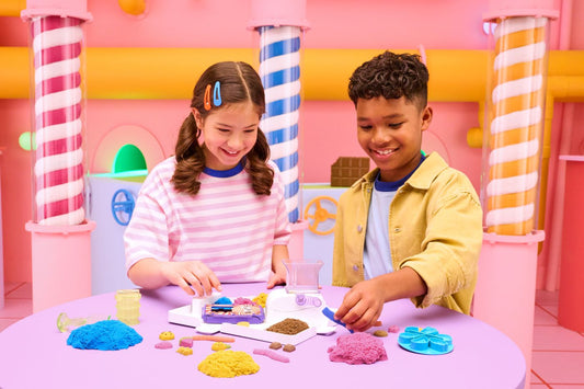 Kinetic Sand Set Stație de Dulciuri Ciocolateria Spin Master - Default Title (4) [ps:03e85c46-0cf6-4d8c-951f-ca90e316e58c]