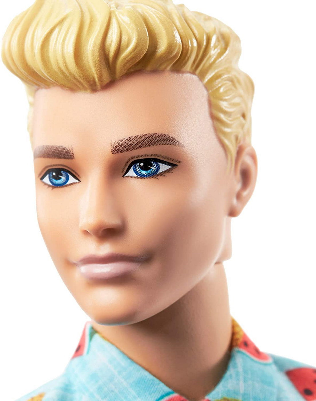 PAPUSA BAIAT FASHIONISTAS CU CAMASA SI PAPION Mattel - Tinuta lejera de vacanta (4) [ps:b70d13ce-3368-4e25-a887-6e363365ed25]