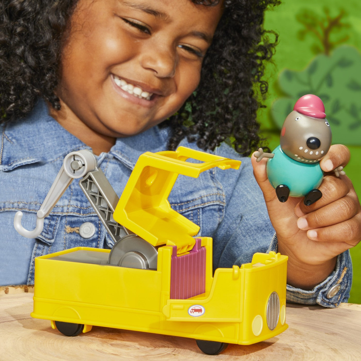 PEPPA PIG CAMIONUL DE REMORCARE Hasbro - Imagine 3 [ps:59977dc7-c42e-4175-9a5c-33075bf2dc29]