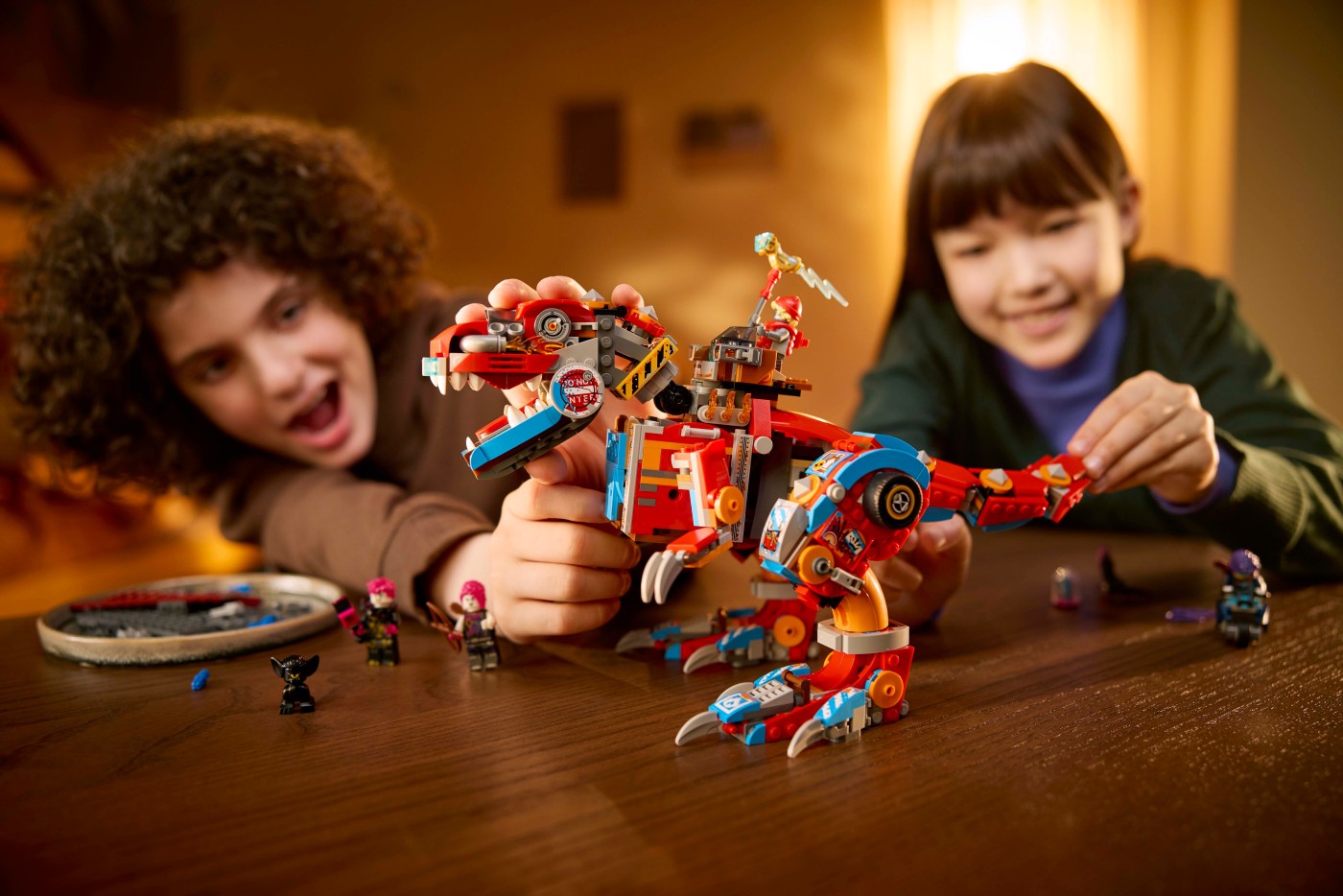 LEGO DREAMZZZ DINOZAURUL ROBOT C REX AL LUI COOPER 71484 - Imagine 2 [ps:cfd3b176-ea7b-40c5-8553-6788ad4ed431]