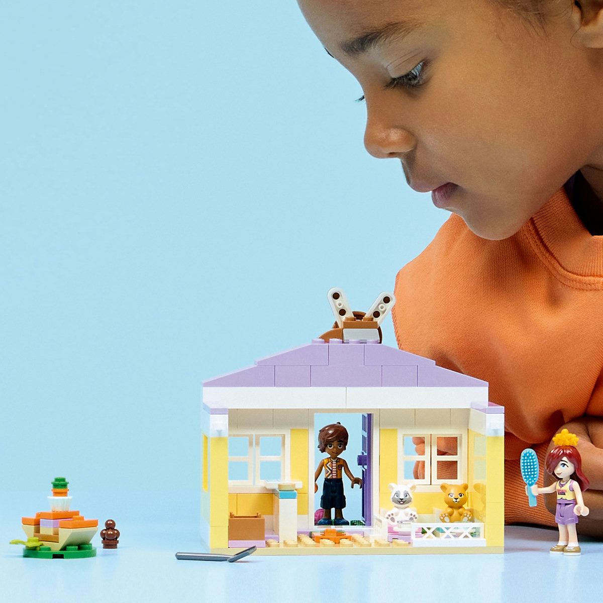 LEGO FRIENDS HOTEL PENTRU IEPURASI IN ORASUL HEARTLAKE 42679 - Imagine 3 [ps:d4895237-5112-44e1-bf96-94ca82e8585c]