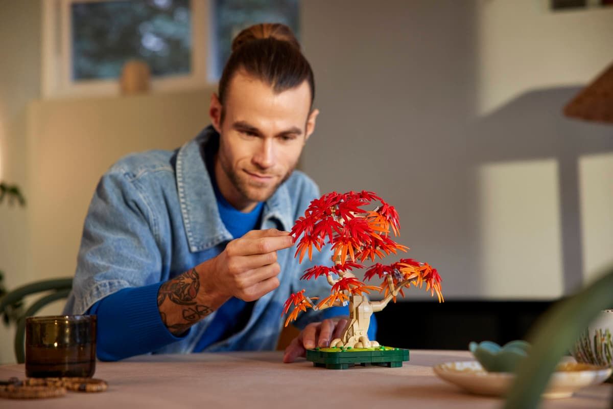 LEGO BOTANICALS BONSAI DE ARTAR JAPONEZ ROSU 10348 - Imagine 4 [ps:2ea6521e-c0df-4b05-a3f6-a46f391d20dc]