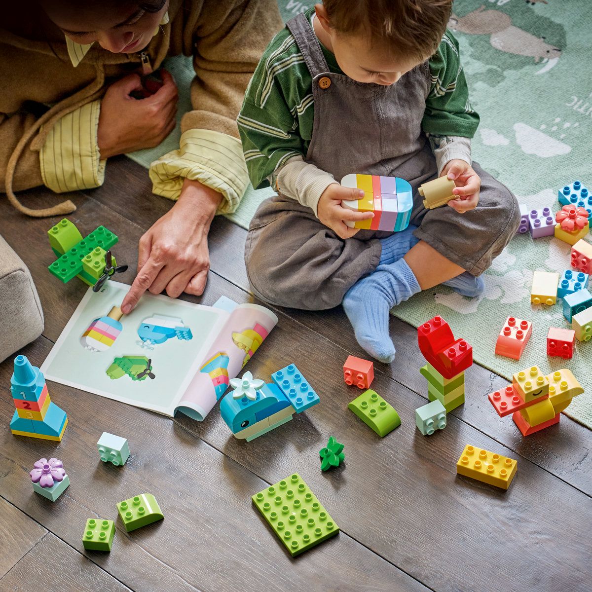LEGO DUPLO Cutie Creativa in Culori 10479 - Set Constructie - Default Title (4) [ps:79edf54b-7434-457c-b1f6-ef118121546d]