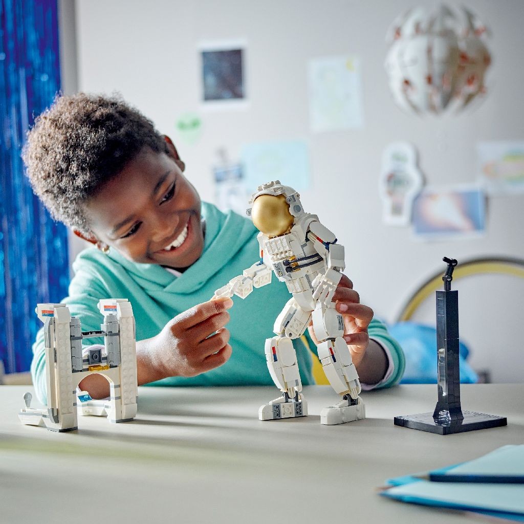 LEGO CREATOR 3IN1 ASTRONAUT 31152 - Imagine 4 [ps:2895b46e-ea9c-4f7d-aedb-d6d385efd38f]