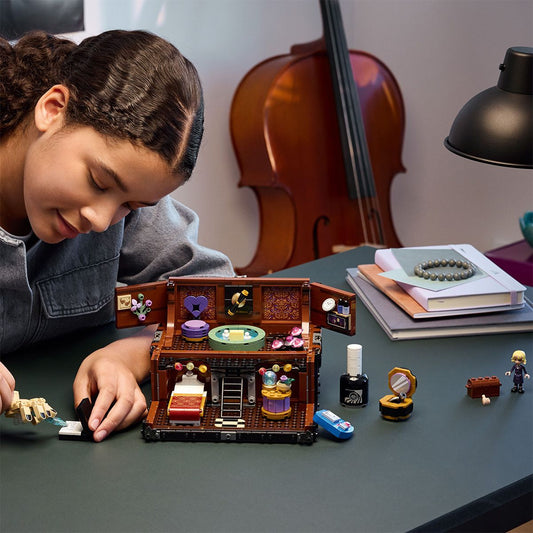 LEGO WEDNESDAY APARTAMENTUL LUI MANA 76785 - Imagine 4