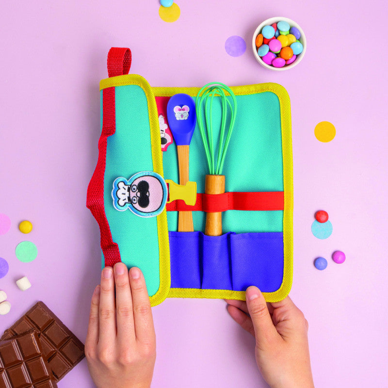 Set de Mini-Ustensile de bucatarie pentru Copii, cu husa, Chefclub kids [ps:956a7389-64e4-4be4-8f85-a6579460d148]