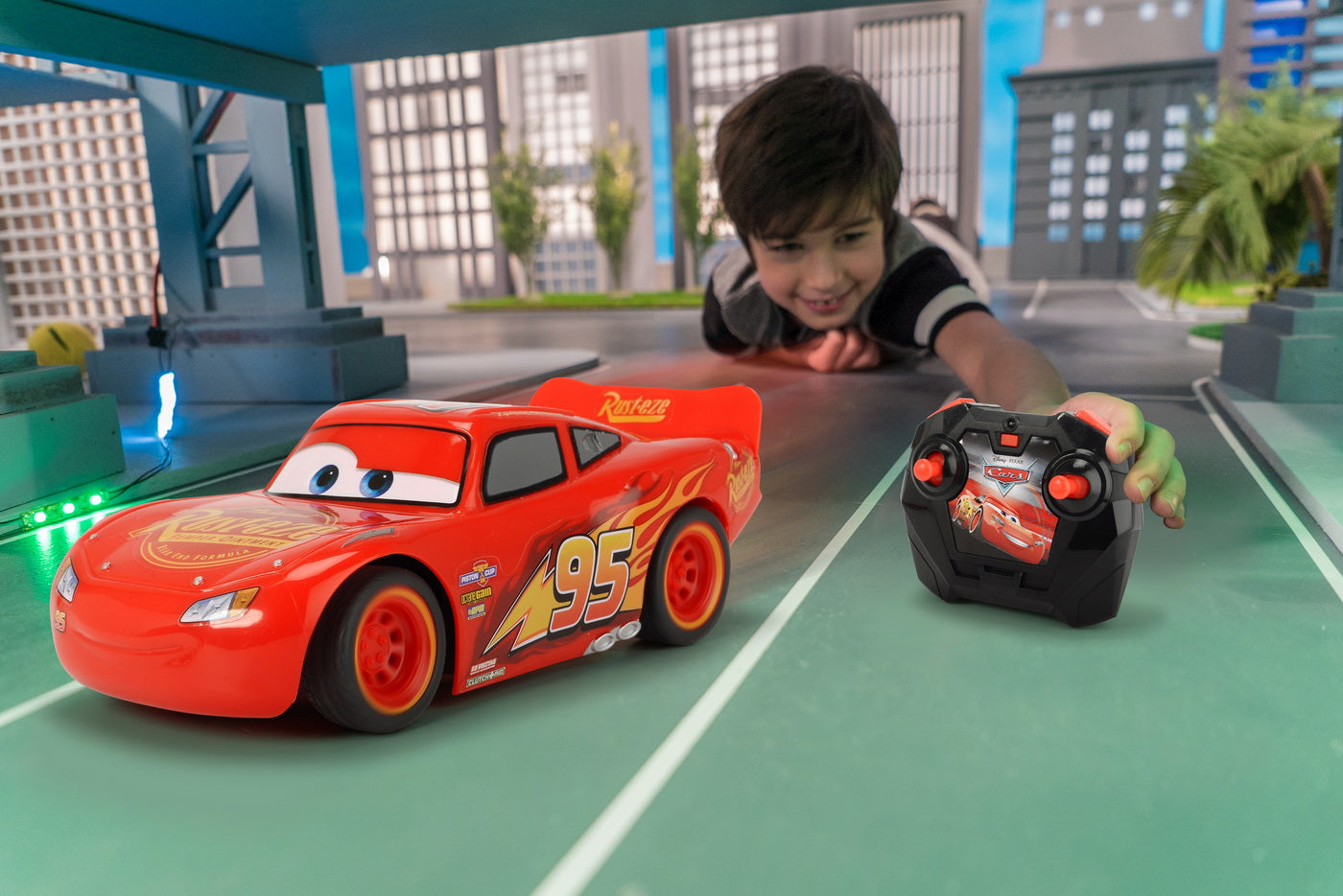 MASINA CU TELECOMANDA FULGER McQUEEN 17CM Simba - Default Title (4) [ps:cc7d7b6a-3655-443a-9ef6-624e427cafee]