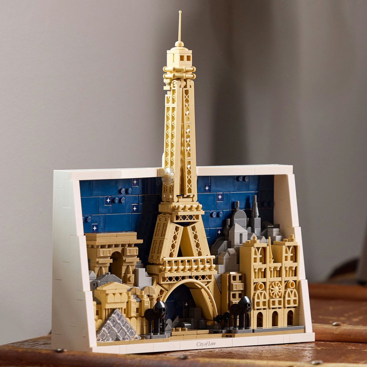 LEGO ARHITECTURE ORASUL IUBIRII 21064 - Imagine 3 [ps:4f8ee7d2-2778-4a85-a5db-0d758d252d1e]