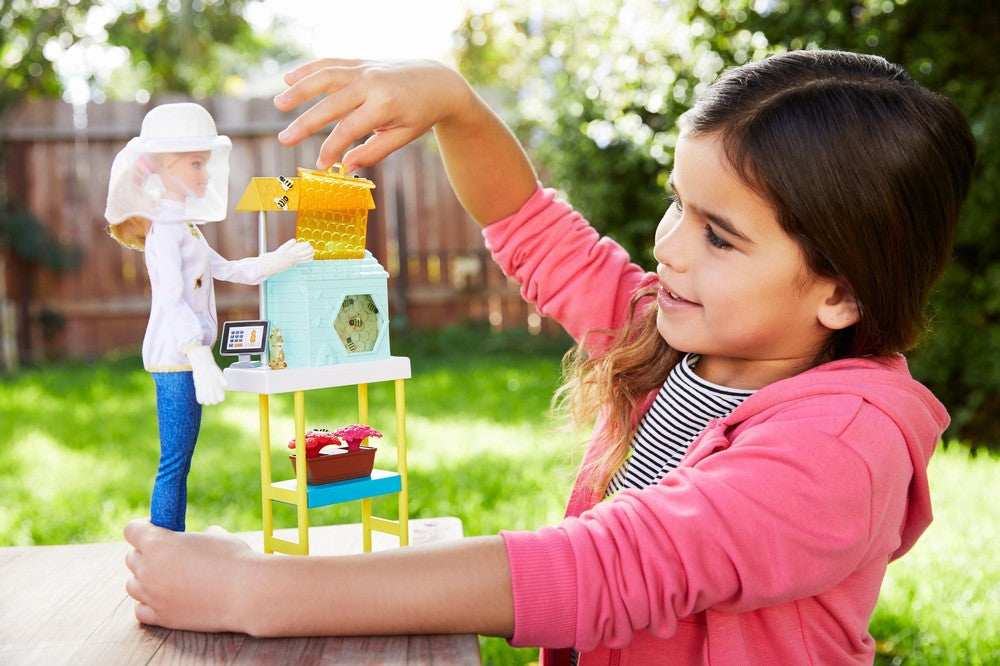 BARBIE CARIERE SET MOBILIER CU PAPUSA APICULTOR Mattel - Apicultor (5) [ps:a27733a1-3ac2-4ed9-b84e-49ee0b0b512e]