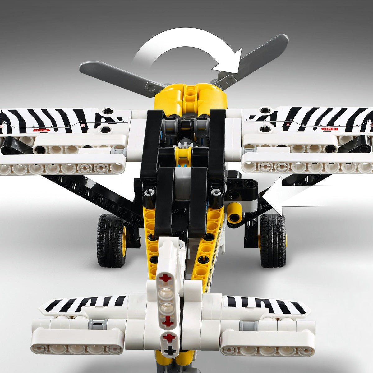 LEGO TECHNIC AVION PENTRU ZONE GREU ACCESIBILE 42198 - Imagine 6 [ps:23e924ad-6d7c-4960-b5e6-7bf533ae2ba9]