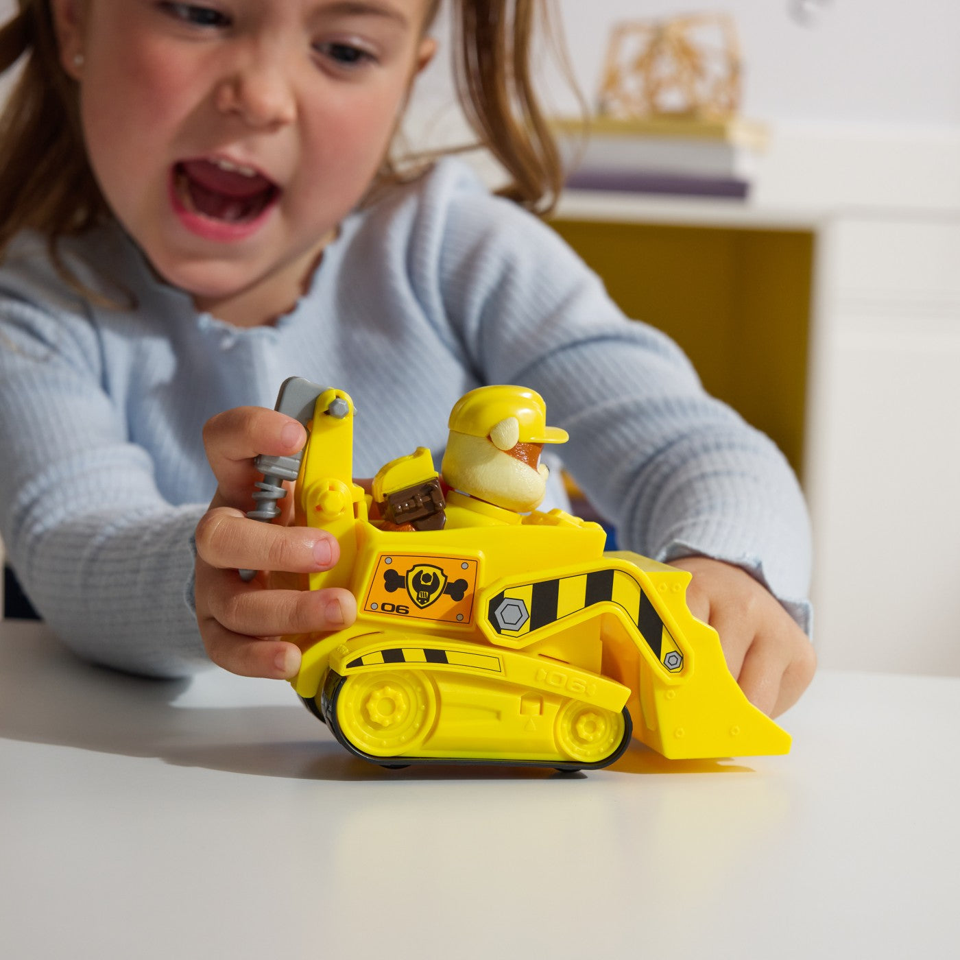 PATRULA CATELUSILOR SET VEHICUL DE BAZA BULDOZER SI - Imagine 4 [ps:65de8563-fa74-4e72-aa1f-71230fd64f89]