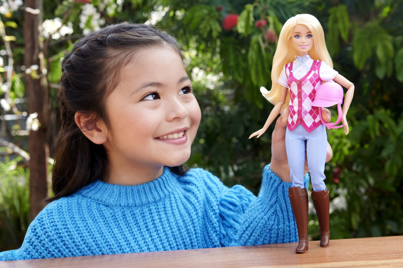 BARBIE MYSTERIES BARBIE SI CURSA DE CAI Mattel - Imagine 3 [ps:518725f7-326c-4adf-b6bc-abcb9f4c6aea]