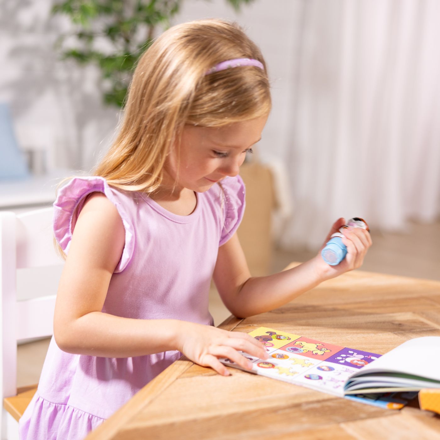 MELISSA AND DOUG SET DE JOACA AUTOCOLANTE SI STAMPILA CU - Imagine 6 [ps:2b4b0093-9360-4faf-82ff-130e19756c39]