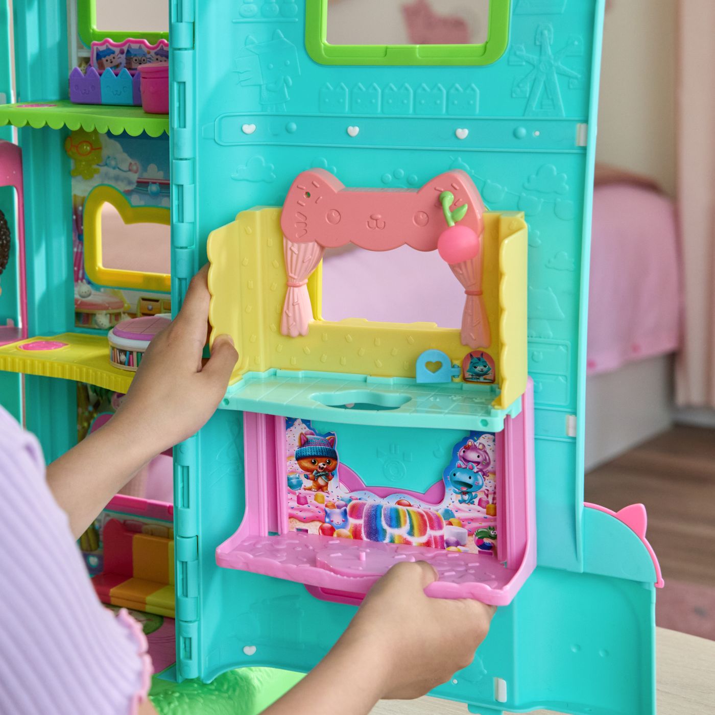 GABBYS DOLLHOUSE FILMUL BUCATARIA MAGICA A LUI CAKEYS CU - Imagine 6 [ps:dbb6163d-855e-4f91-a216-3d79c578413f]