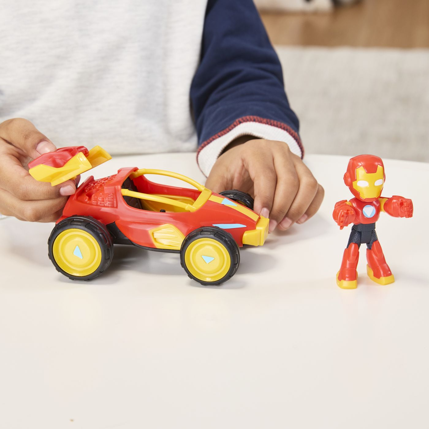 MARVEL IRON MAN SI PRIETENII SAI UIMITORI SET VEHICUL SI - Imagine 5