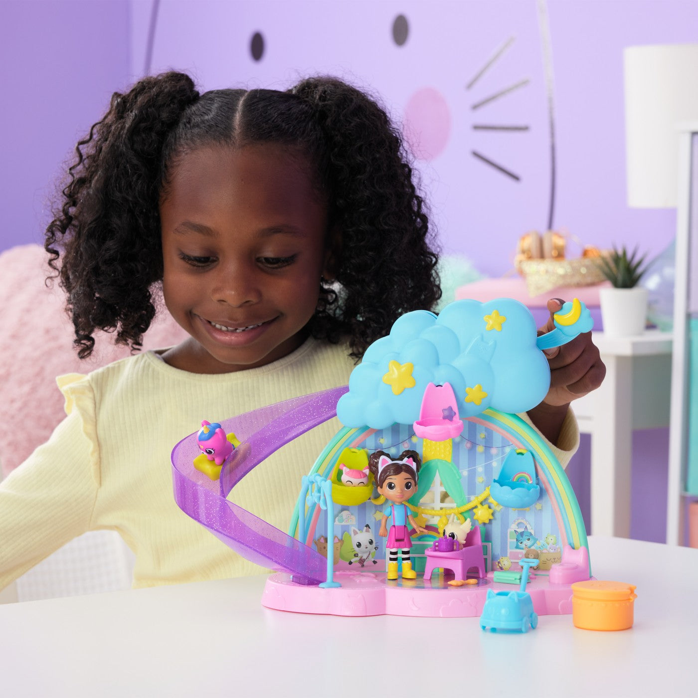 GABBYS DOLLHOUSE SET CAMERA DE JOACA KITTY CARE EAR - Imagine 5