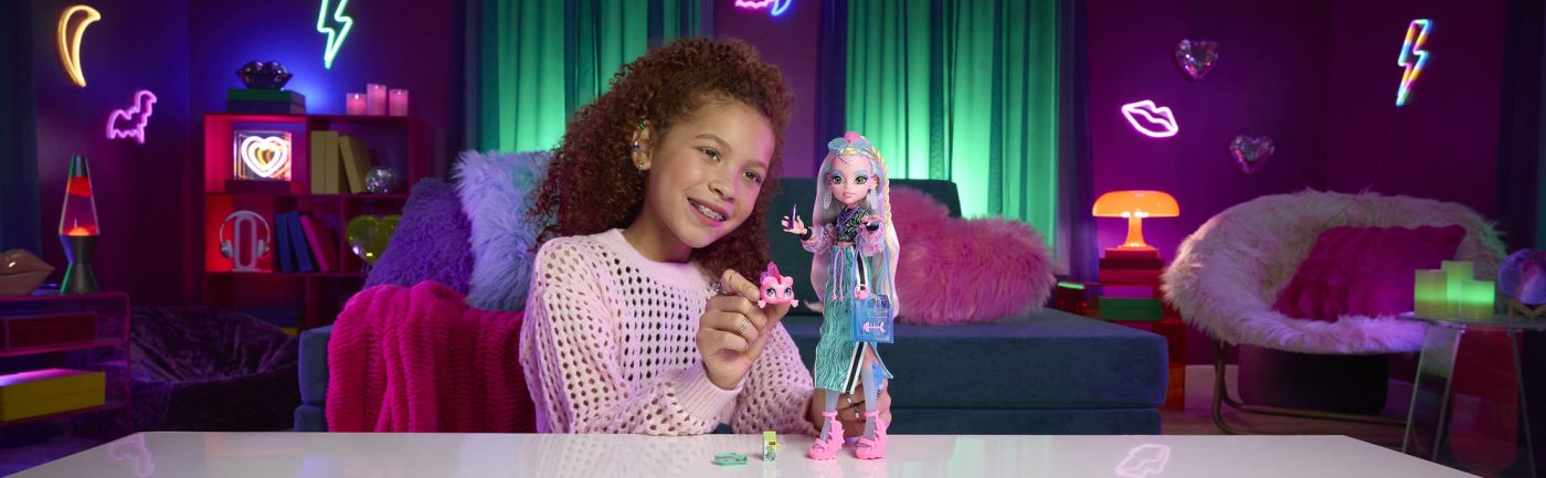 MONSTER HIGH PAPUSA LAGOONA BLUE CU ACCESORII Mattel - Imagine 5