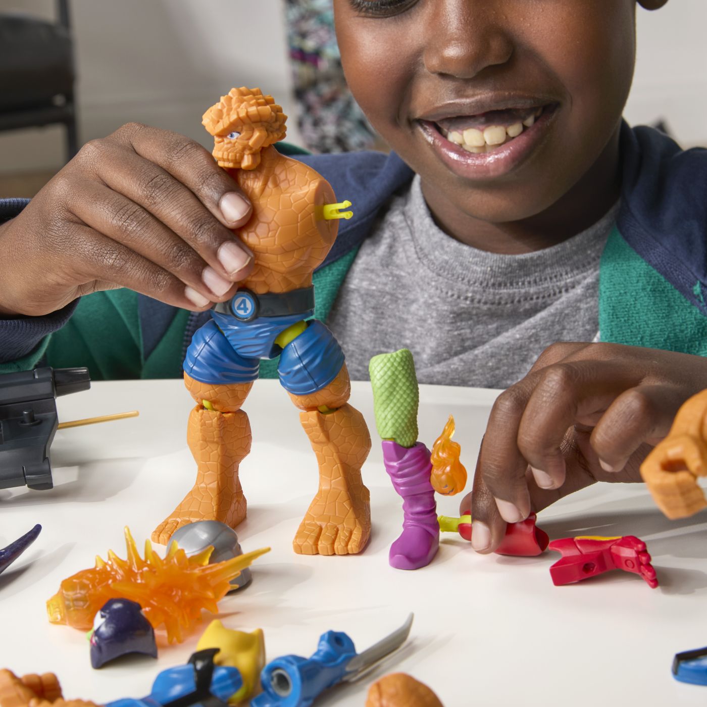 MARVEL AVENGERS MIX MASHERS SET FIGURINA MARVELS THE - Imagine 7 [ps:9150e2fb-9ced-4178-bf0d-1950869719b4]