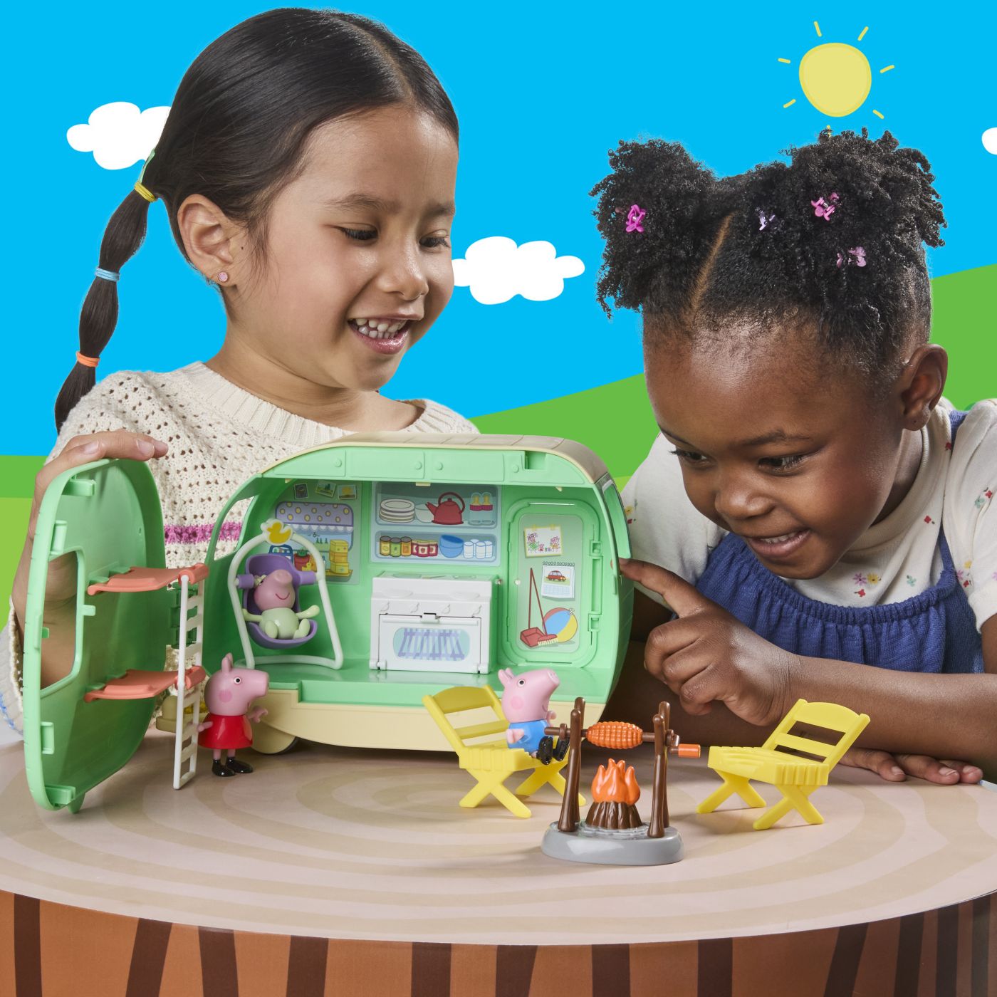 PEPPA PIG CARAVANA CELOR TREI PURCELUSI Hasbro - Default Title (5) [ps:08b91a12-584c-4426-8621-0c5dbe46094f]