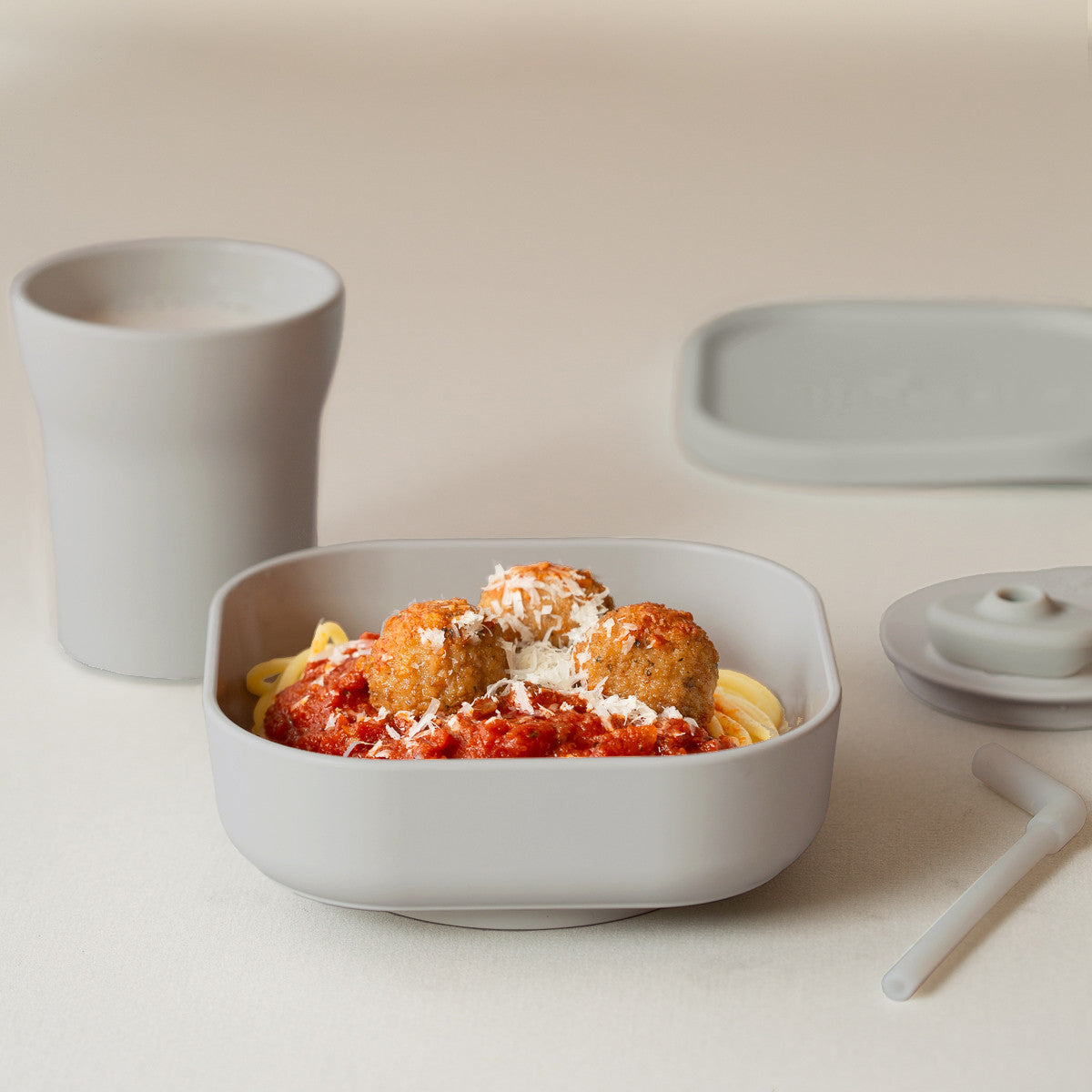 Set diversificare hrana bebelusi Miniware Sip&Snack, 100% din materiale naturale biodegradabile, 3 piese, Grey [ps:30604e83-9a26-43a3-bf93-984563200c87]