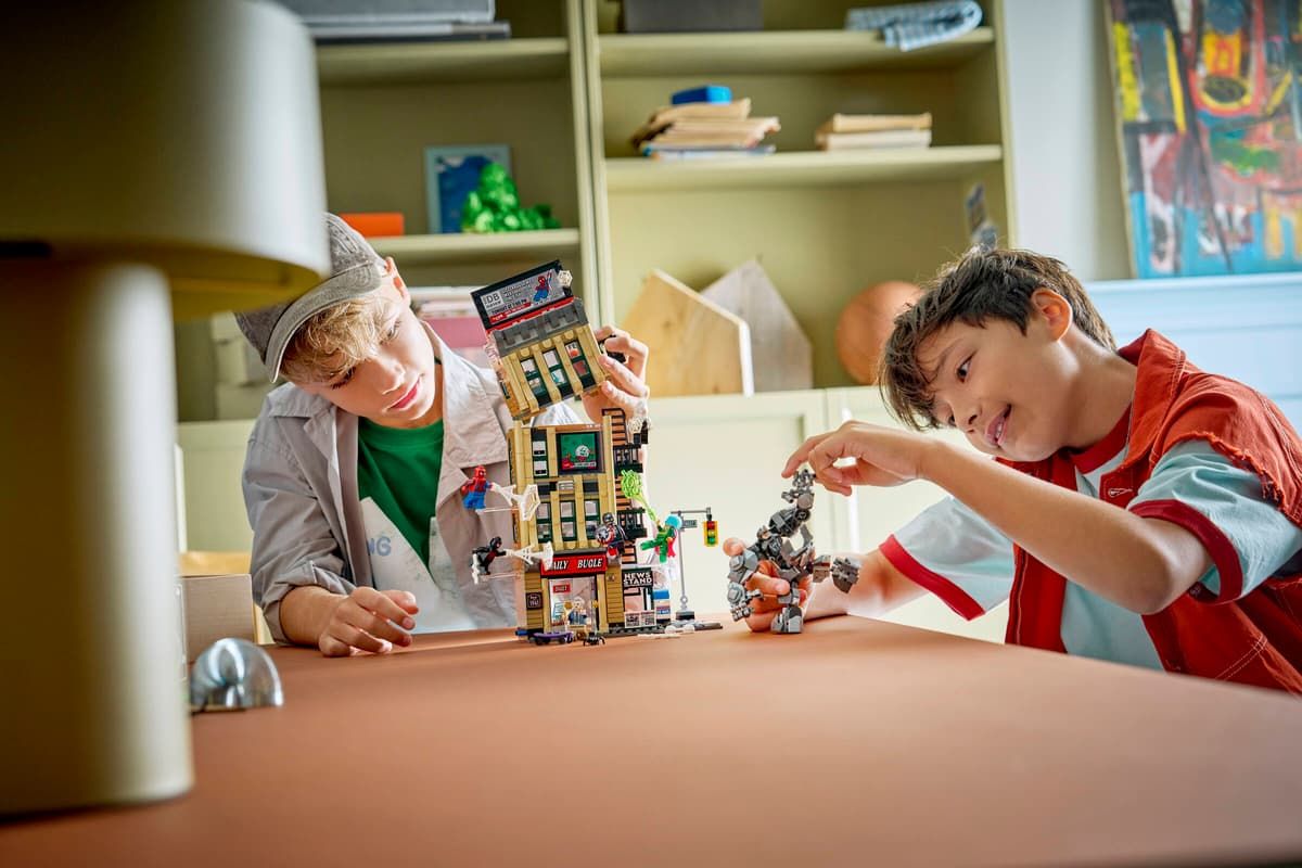 LEGO MARVEL OMUL PAIANJEN VS MYSTERIO DAILY BUGLE 76342 - Default Title (5) [ps:41e728da-9e6e-420b-b36b-305fc718c284]