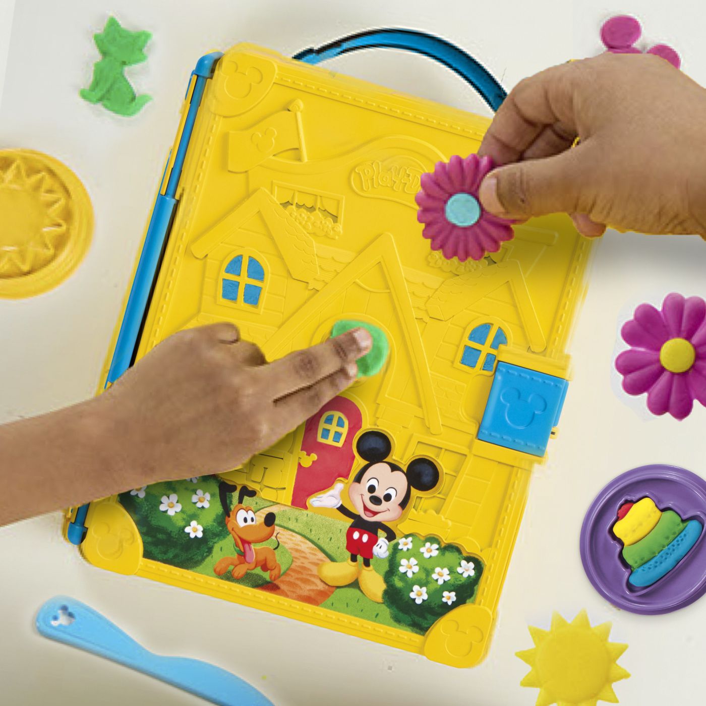 PLAY DOH DISNEY JR CLUBUL LUI MICKEY MOUSE SET MODELEAZA - Imagine 11 [ps:7fb7c580-89c4-4fea-ac2a-37a28a0fd1b8]