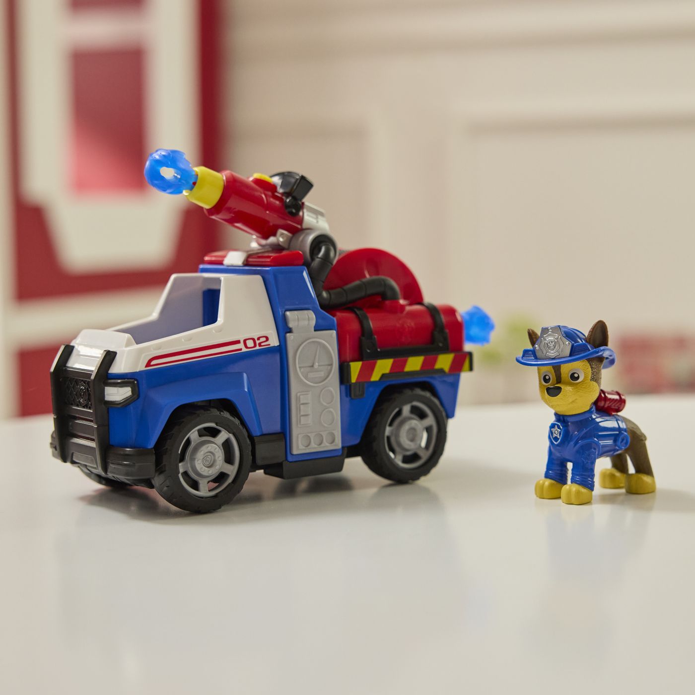 PATRULA CATELUSILOR VEHICUL DE SALVARE MASINA DE POMPIERI SI FIGURINA CHASE [ps:179bc7af-5be3-446c-98f6-6f90d0e20dd5]