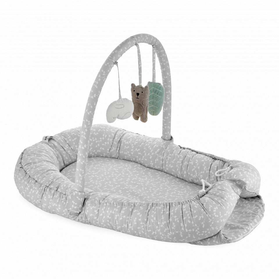 Salteluta BabyNest cu bara jucarii Between parents - Gri