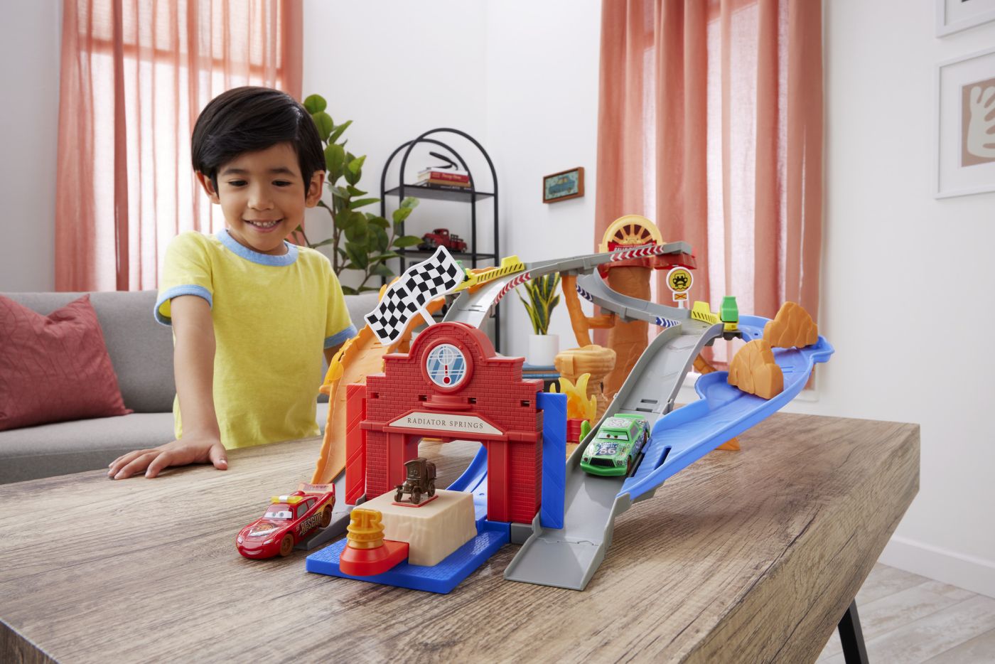 CARS RACE AND RESCUE SET DE JOACA CURCUIT DE SALVARE SI - Imagine 5