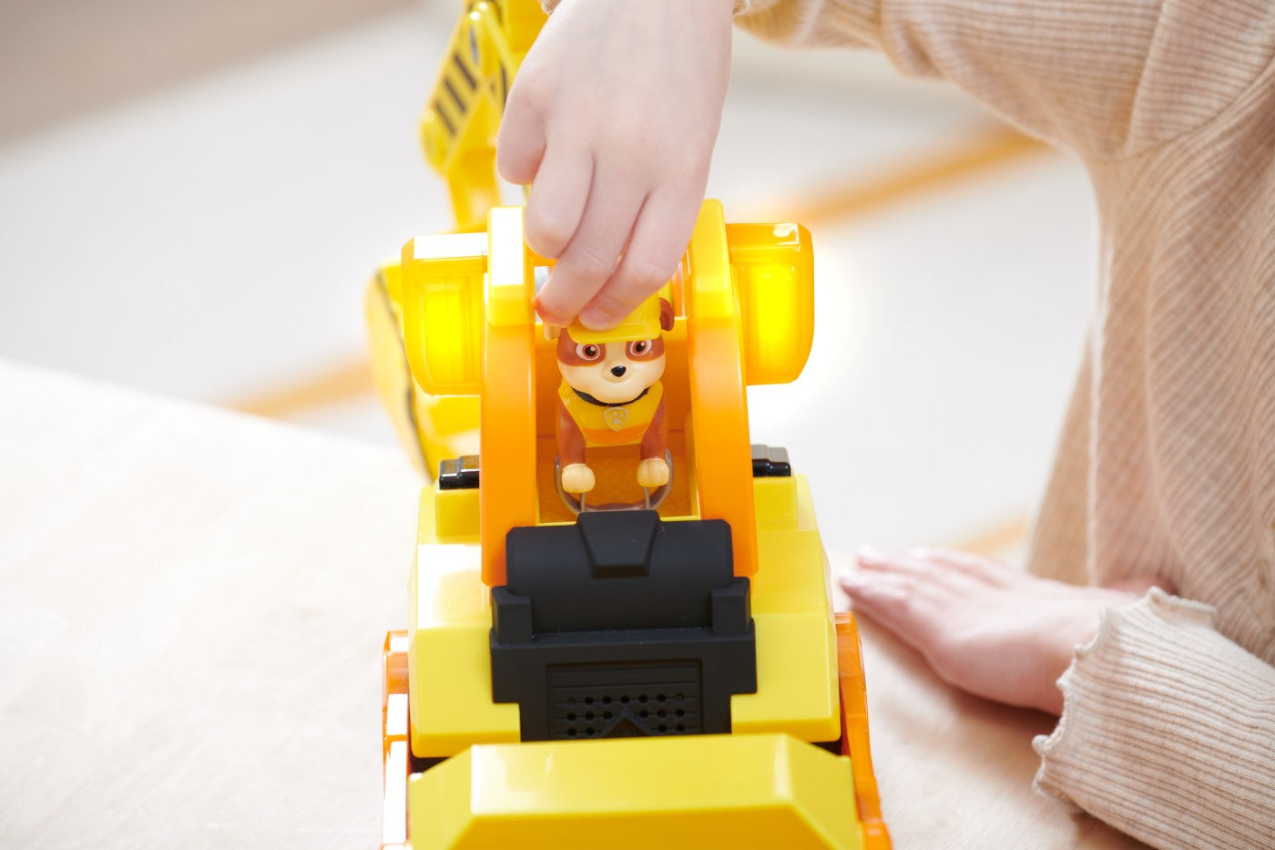 PATRULA CATELUSILOR RUBBLE SI ECHIPA BULDOZER Spin Master - Imagine 8 [ps:b816fd2d-be1d-4dae-b306-9813ebef373a]