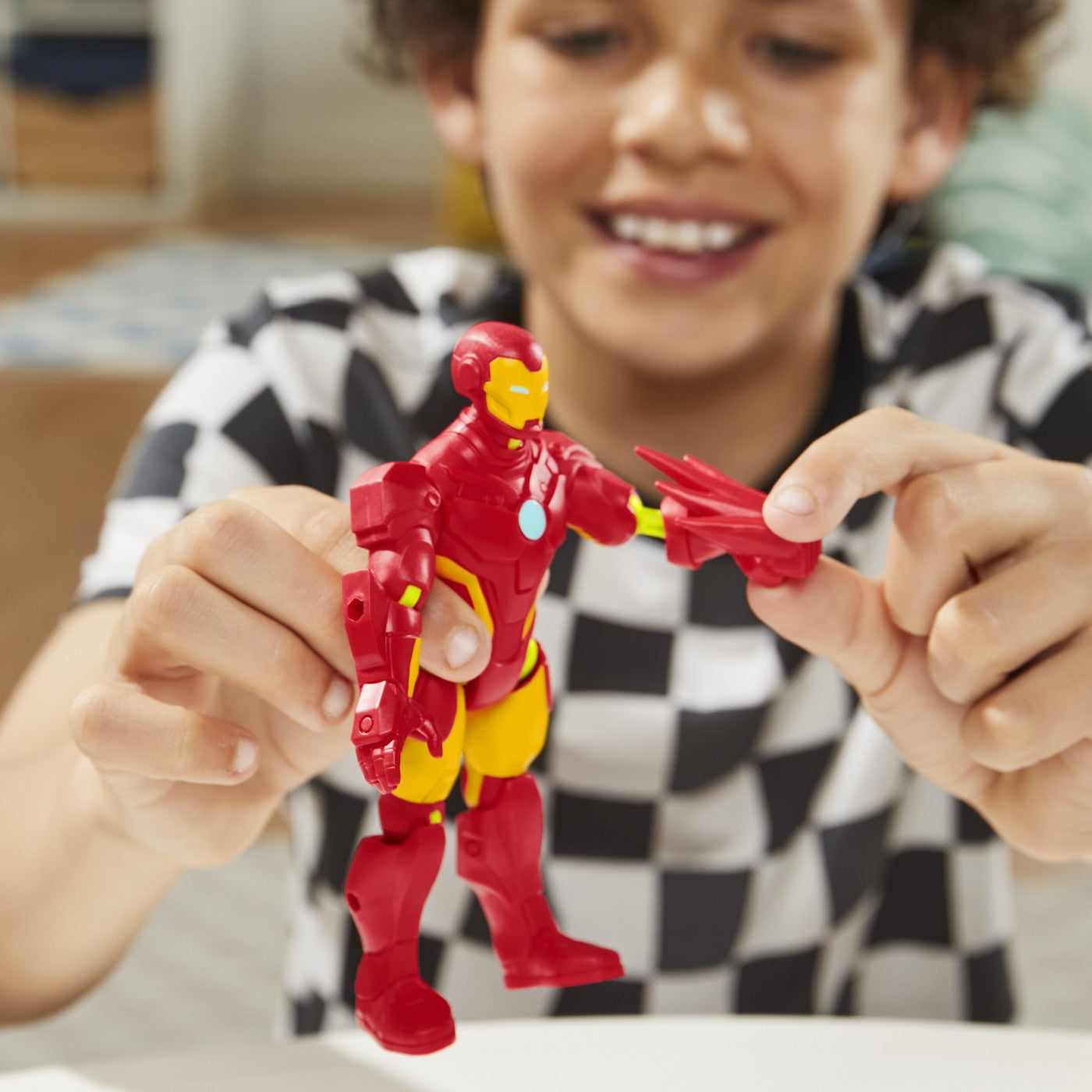 MARVEL AVENGERS MIX MASHERS FIGURINA IRON MAN 12CM - Imagine 5 [ps:7539d554-986c-457a-bc2f-5b36811b67cf]