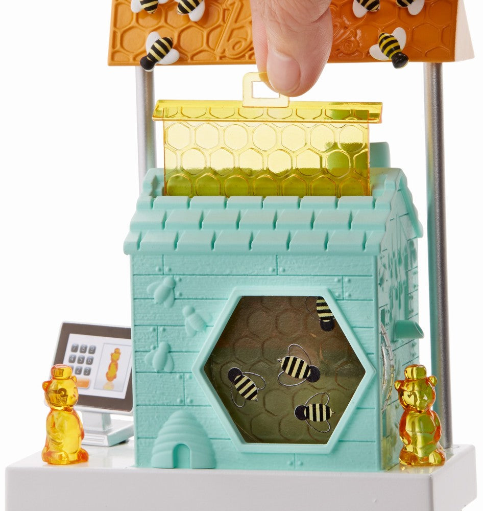 BARBIE CARIERE SET MOBILIER CU PAPUSA APICULTOR Mattel - Apicultor (6) [ps:e2b623d7-43b8-4cc7-92e2-3d5817fcb093]