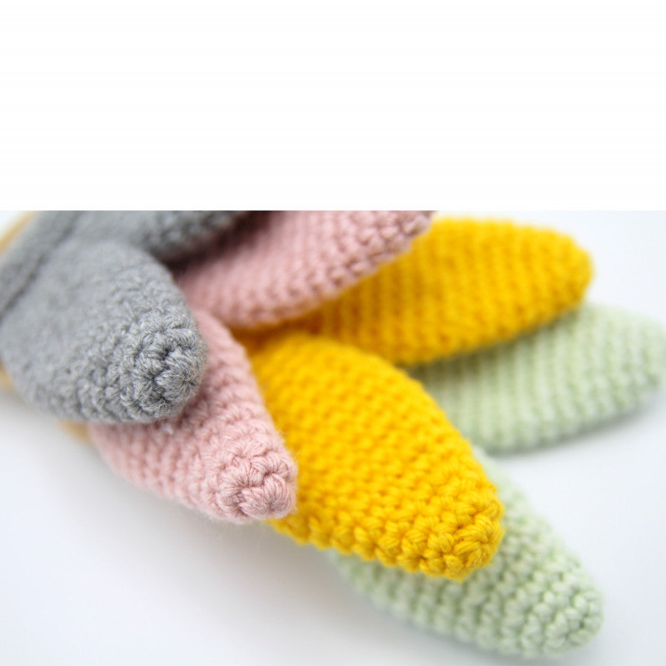 Jucarie dentitie din bumbac cu inel din lemn BabyJem Amigurumi (Culoare: Roz) [ps:55df1b02-d8a9-4ec5-8931-1457479d2808]