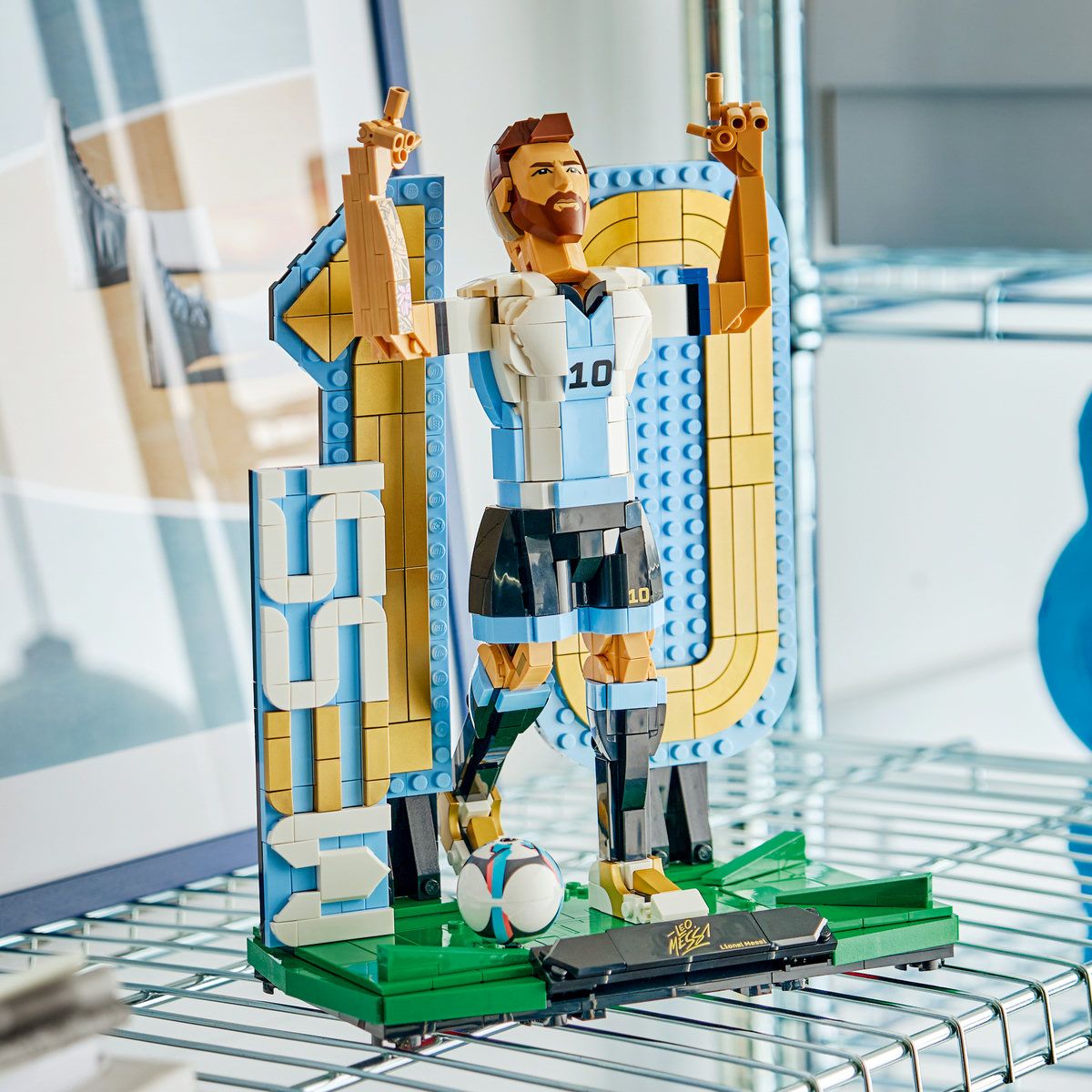 LEGO EDITIONS LIONEL MESSI LEGENDA A FOTBALULUI 43015 - Default Title (6) [ps:d485b521-04af-4542-bff1-dd97fe8a08e8]