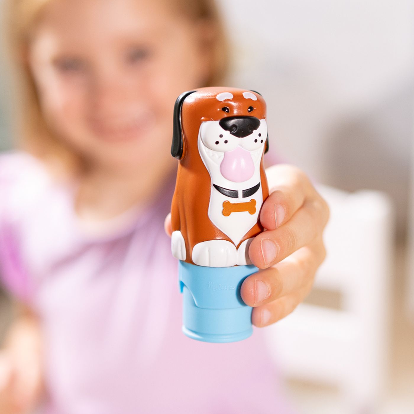 MELISSA AND DOUG SET DE JOACA AUTOCOLANTE SI STAMPILA CU - Imagine 5 [ps:135cb1f2-88d5-4d33-93aa-fdca41df1803]