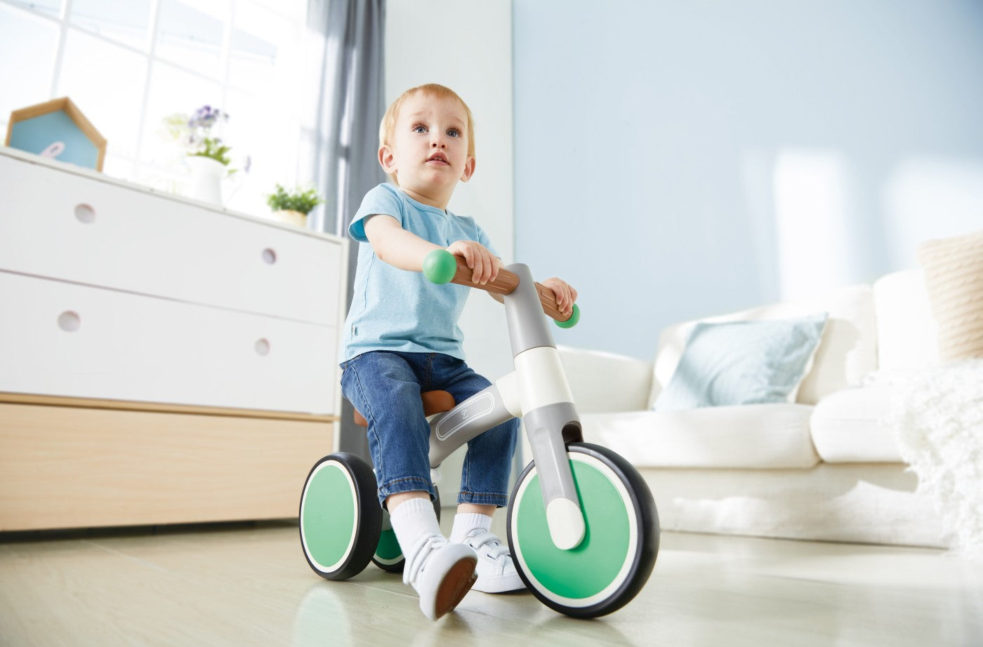 HAPE BICICLETA DE ECHILIBRU VERDE CU 3 ROTI - Imagine 6
